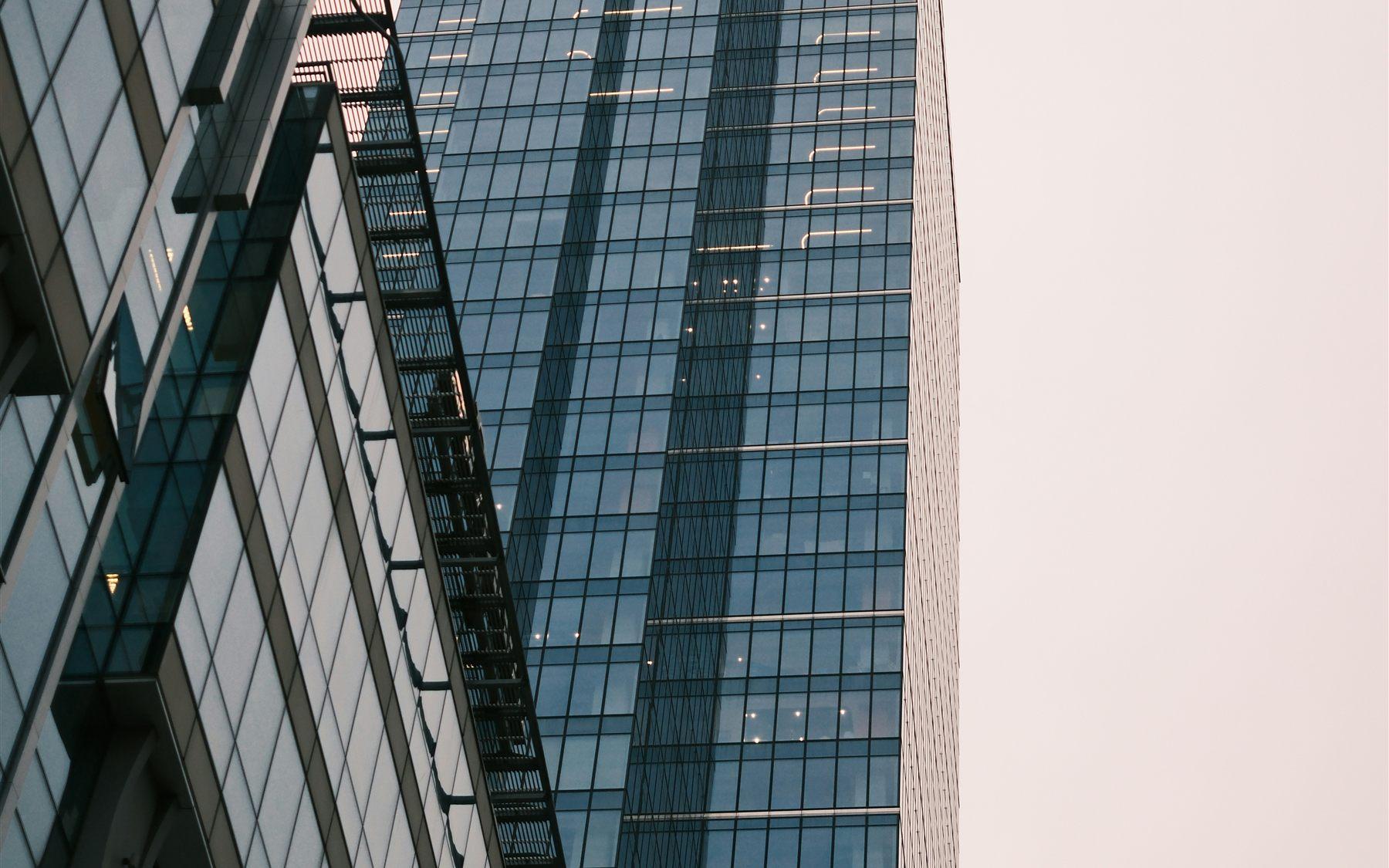 Investissement Immobilier de Bureaux : Analyse, Rendement et Stratégie Off-Market